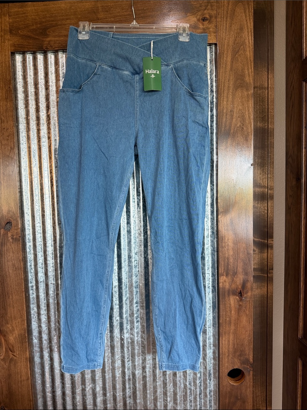HALARA Women's Denim-Style Light Blue Pull-On Jeggings Sz large
